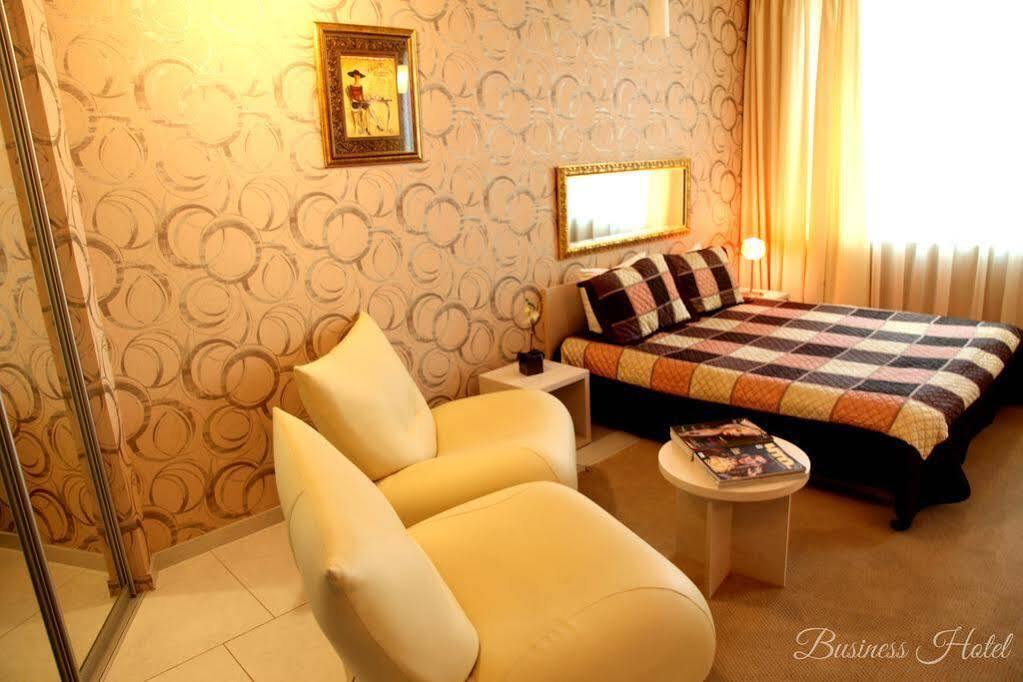 Business Hotel Харьков Экстерьер фото